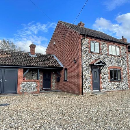 Saltkettle In Blakeney, Sleeping 12 In 5 Bedrooms מראה חיצוני תמונה